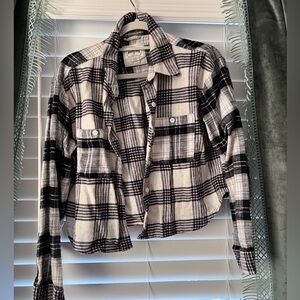 American eagle cropped plaid shirt